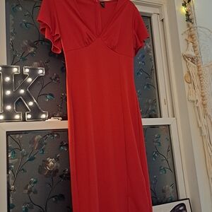 Elegant Women's Red V-Neck Midi Dress